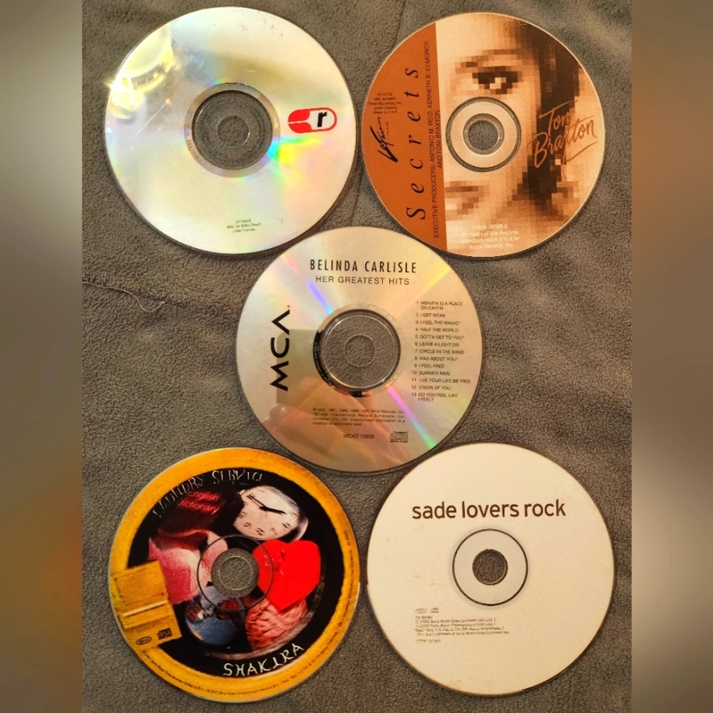 5 Compact Disc's